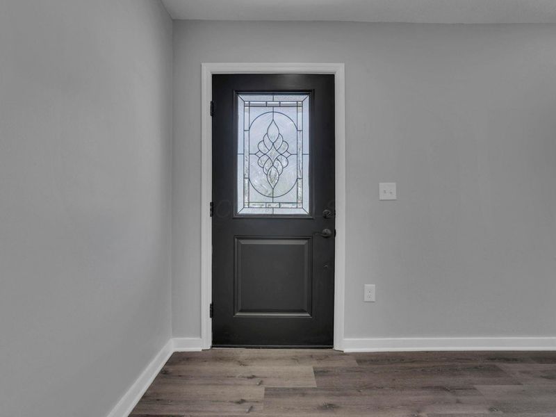 4596 Glenmawr Avenue , Columbus, OH 43224 Photo 8