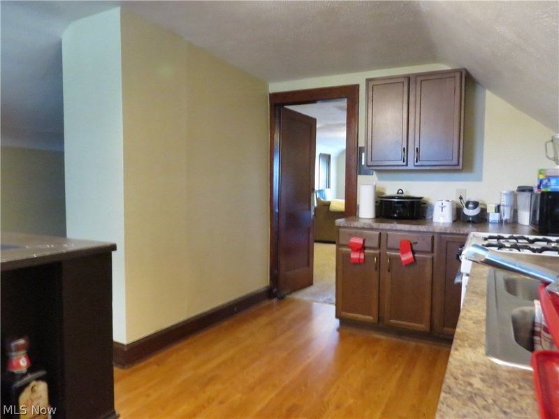 13513 Clifton Boulevard , Unit 3, Lakewood, OH 44107 Photo 7