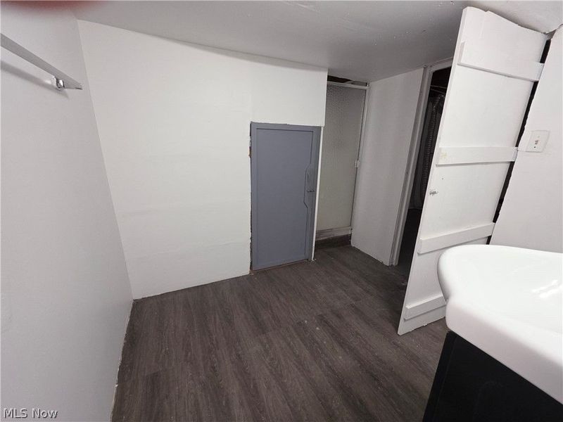 4915 Kresge Drive , Columbus, OH 43232 Photo 15