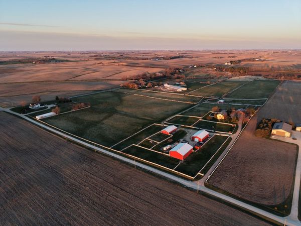 17207 Chase Road , DeKalb, IL 60115