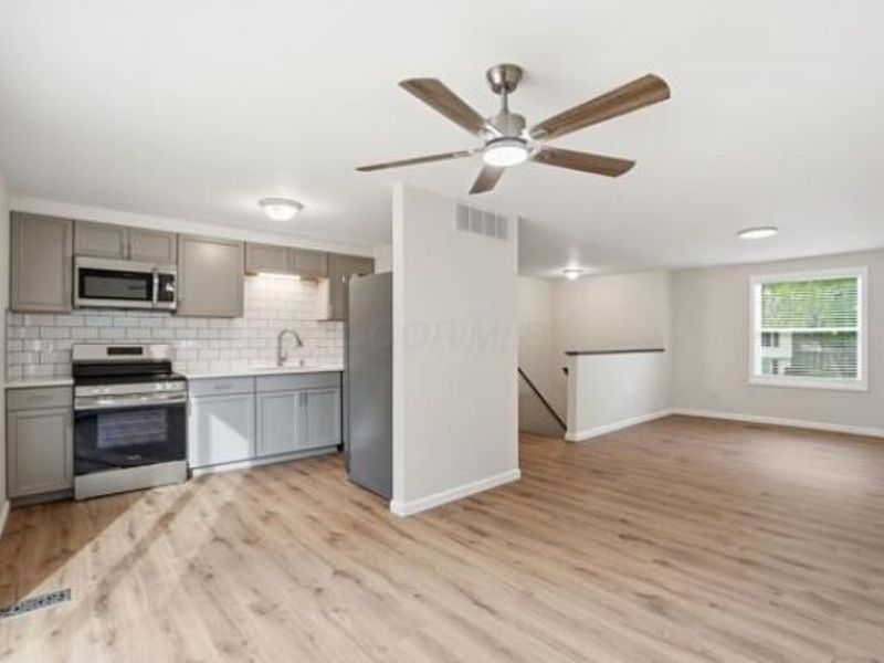 6841 Metuchen Place, Reynoldsburg, OH 43068 Photo 11