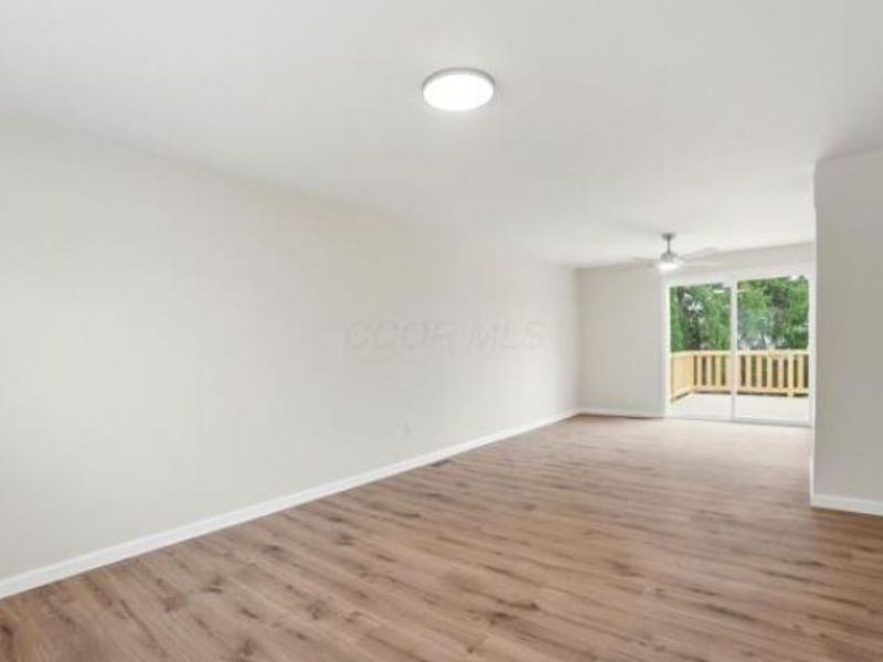 6841 Metuchen Place, Reynoldsburg, OH 43068 Photo 9