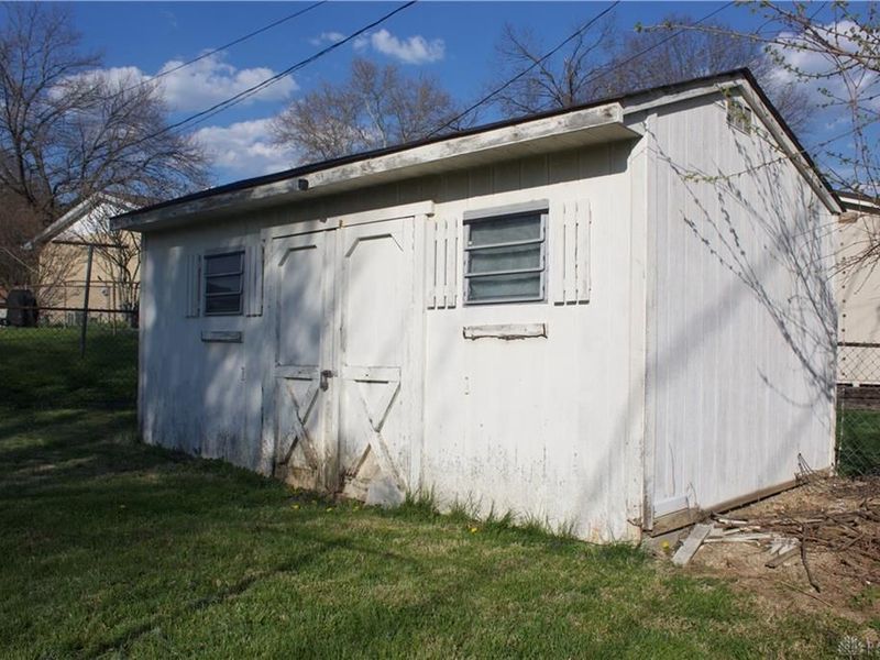 1930 Brandt Pike, Dayton, OH 45404 Photo 10