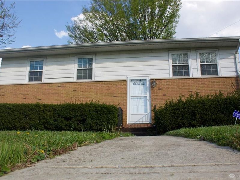 1930 Brandt Pike, Dayton, OH 45404 Photo 2