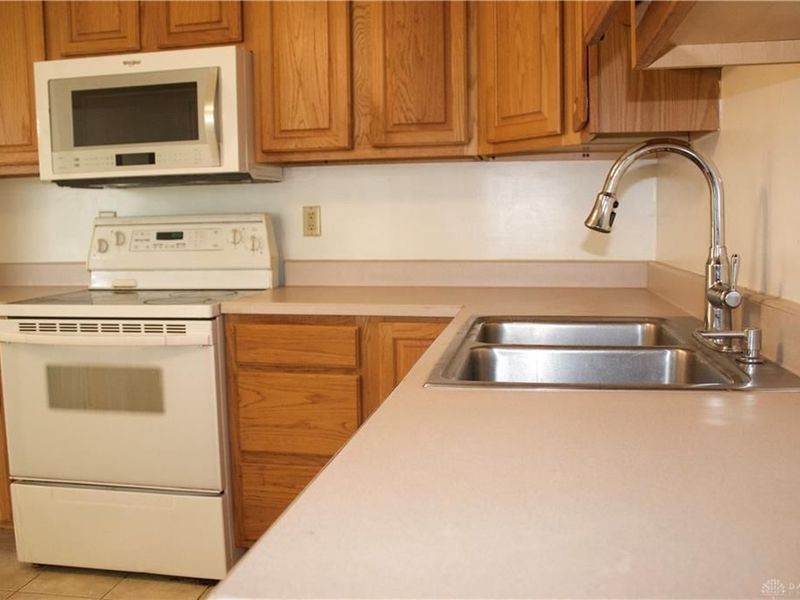 1930 Brandt Pike, Dayton, OH 45404 Photo 20