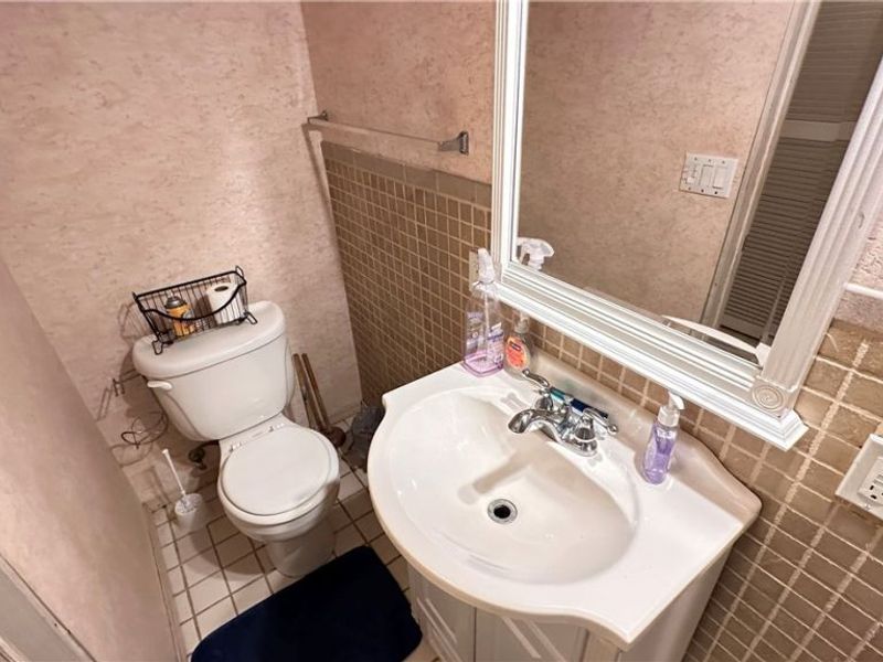 19513 Beverly Avenue , Maple Heights, OH 44137 Photo 28