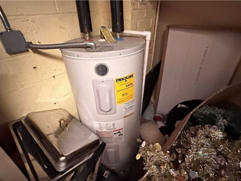 19513 Beverly Avenue , Maple Heights, OH 44137 Photo 29