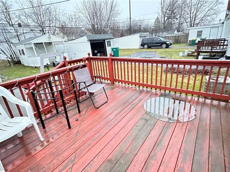 19513 Beverly Avenue , Maple Heights, OH 44137 Photo 8