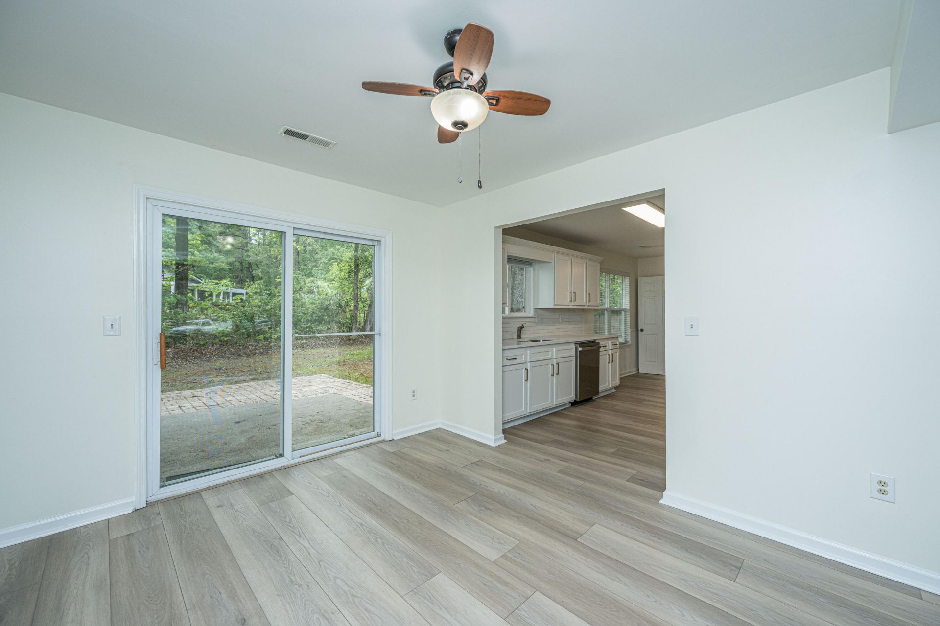 12 Inverary Court Photo 12