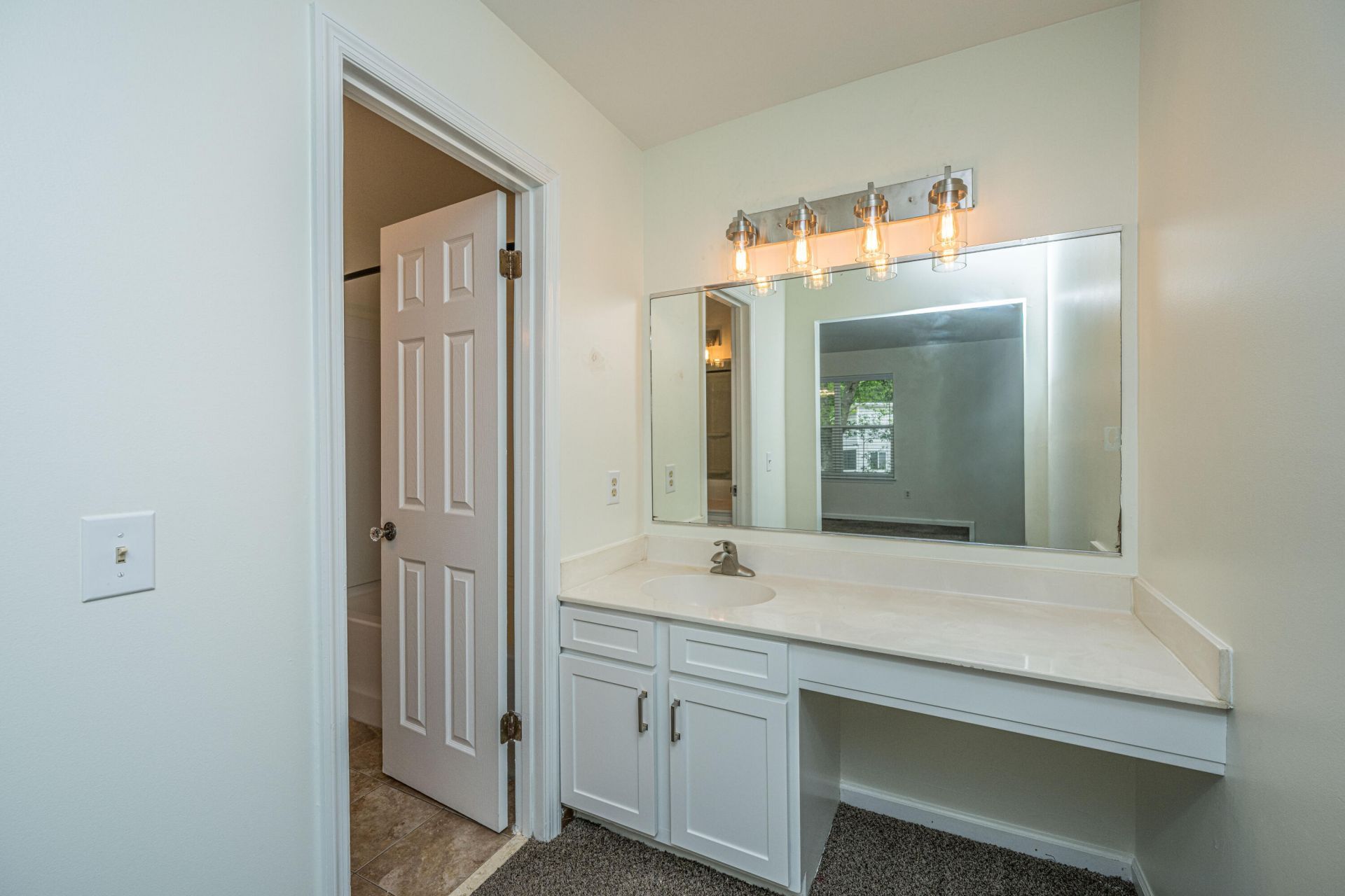 12 Inverary Court Photo 19