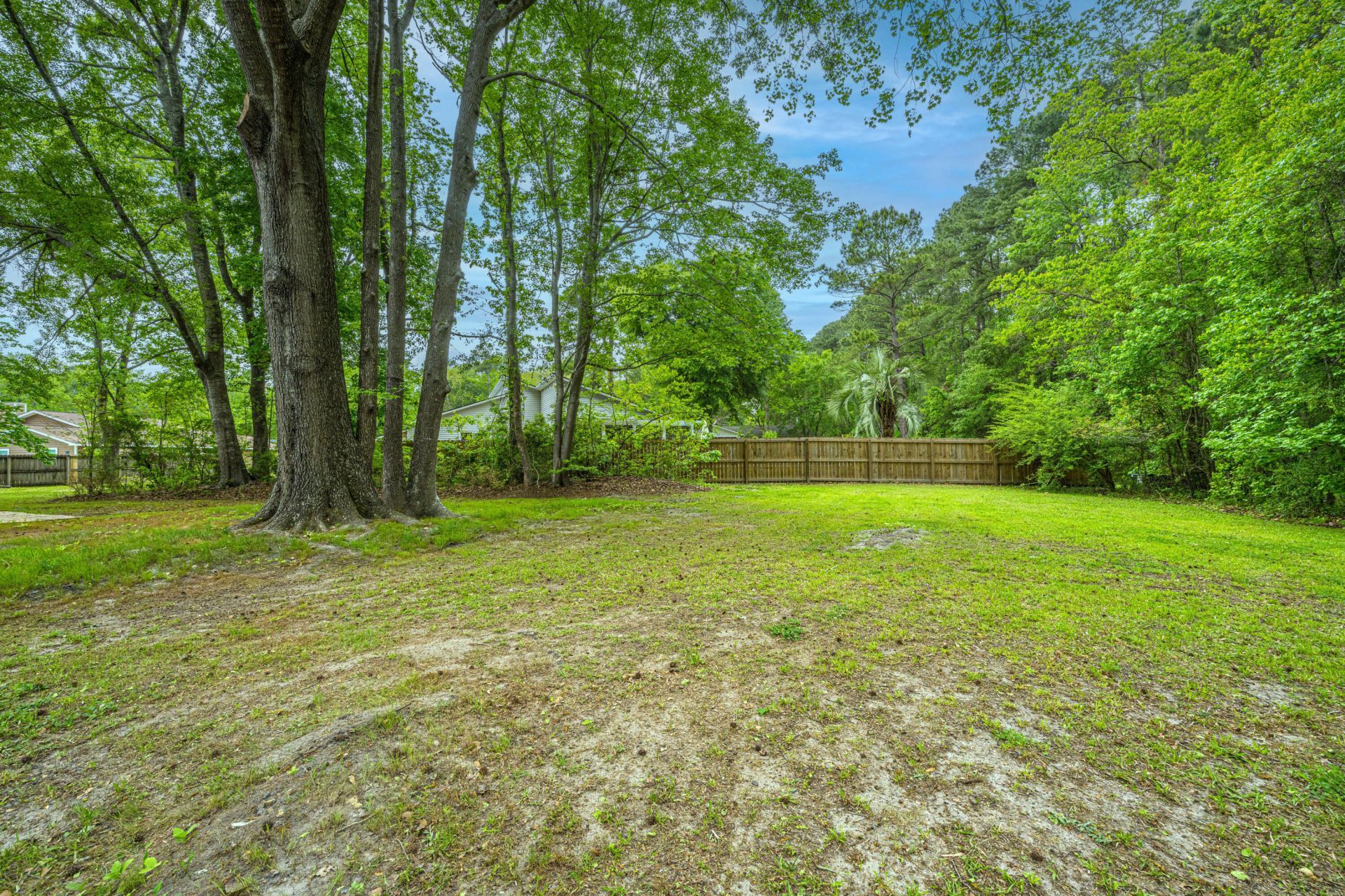 12 Inverary Court Photo 7