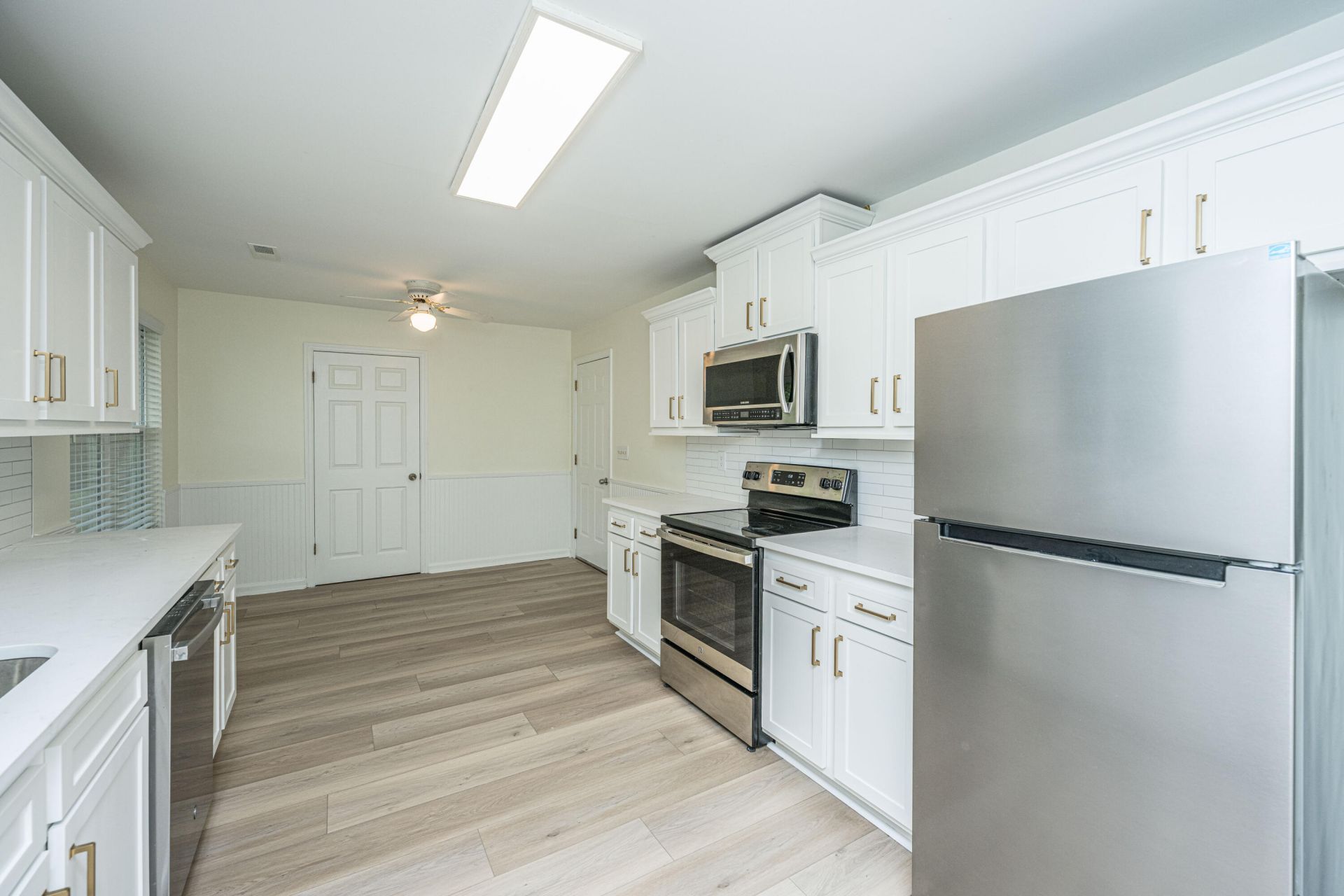 12 Inverary Court Photo 9