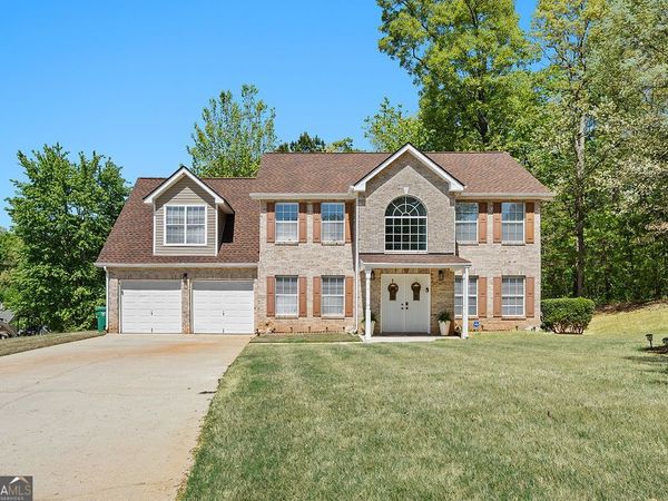 6408 Sparrow Way, Stone Mountain, GA 30087