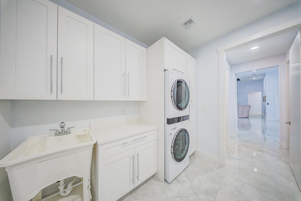 11165 Tangerine Boulevard, West Palm Beach, FL 33412 Photo