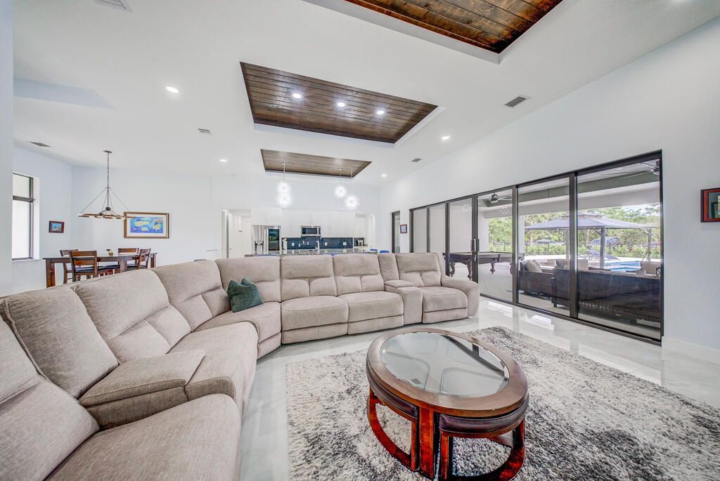 11165 Tangerine Boulevard, West Palm Beach, FL 33412 Photo