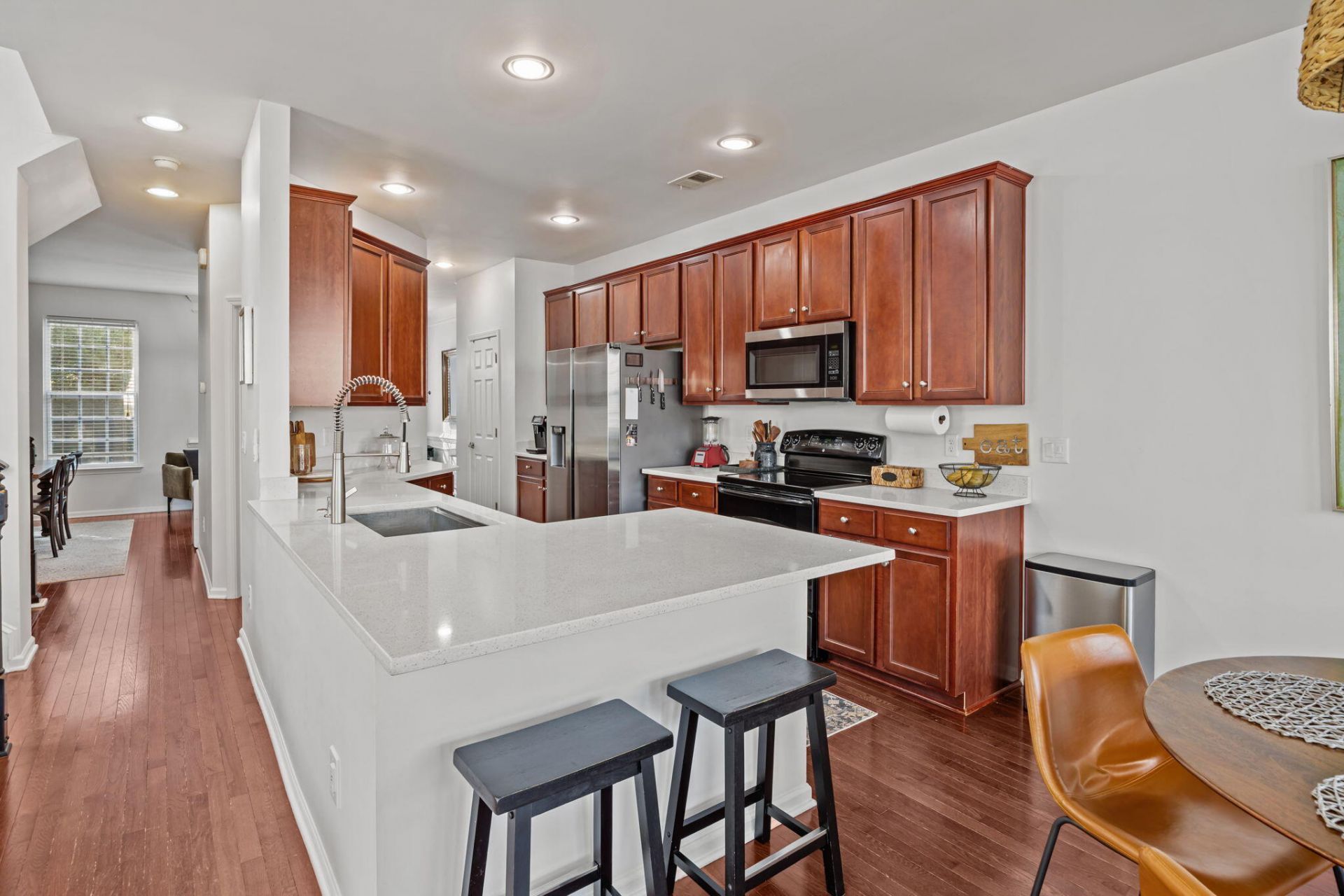 9102 Parlor Drive Photo 11