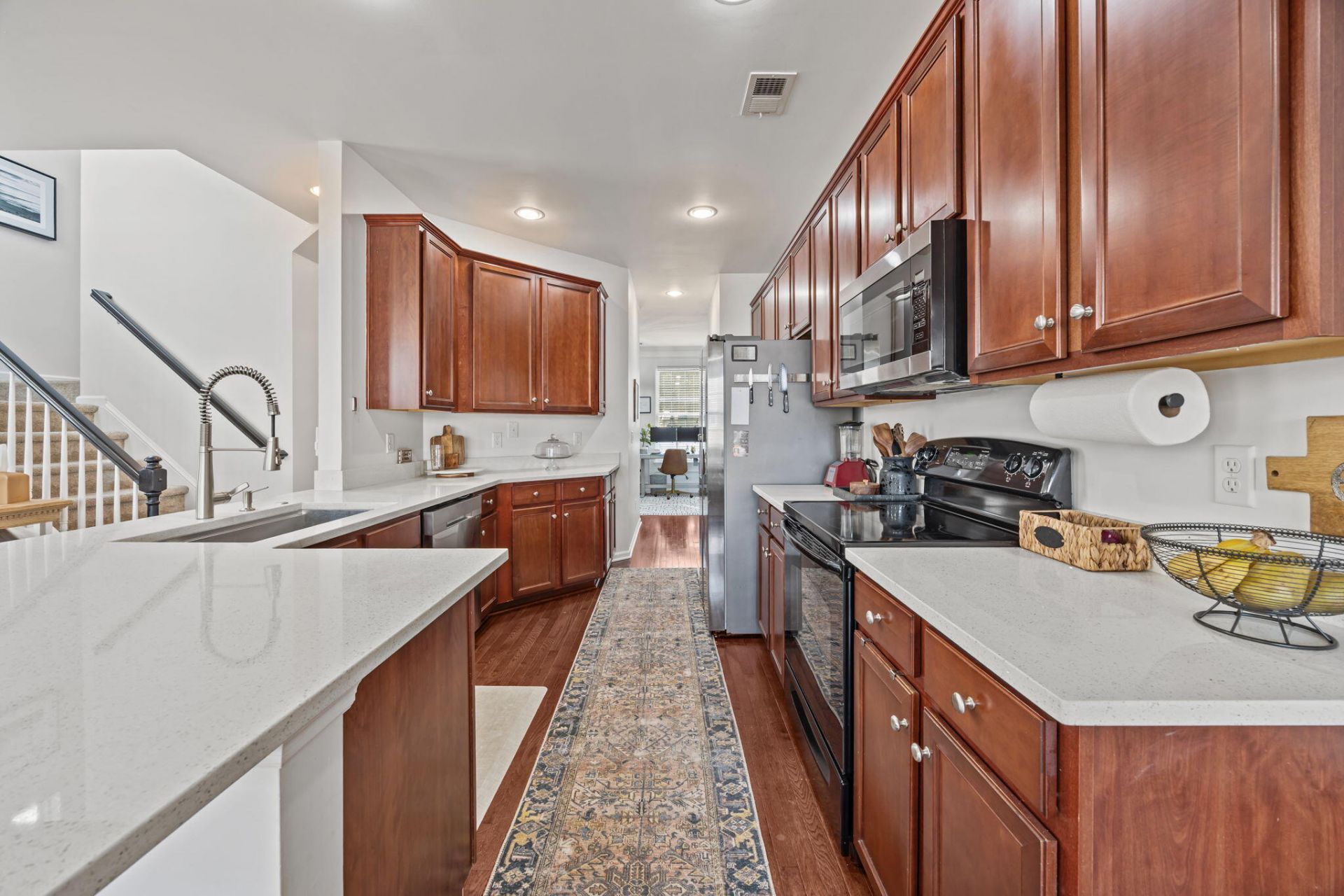 9102 Parlor Drive Photo 11