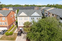 9102 Parlor Drive photo 4