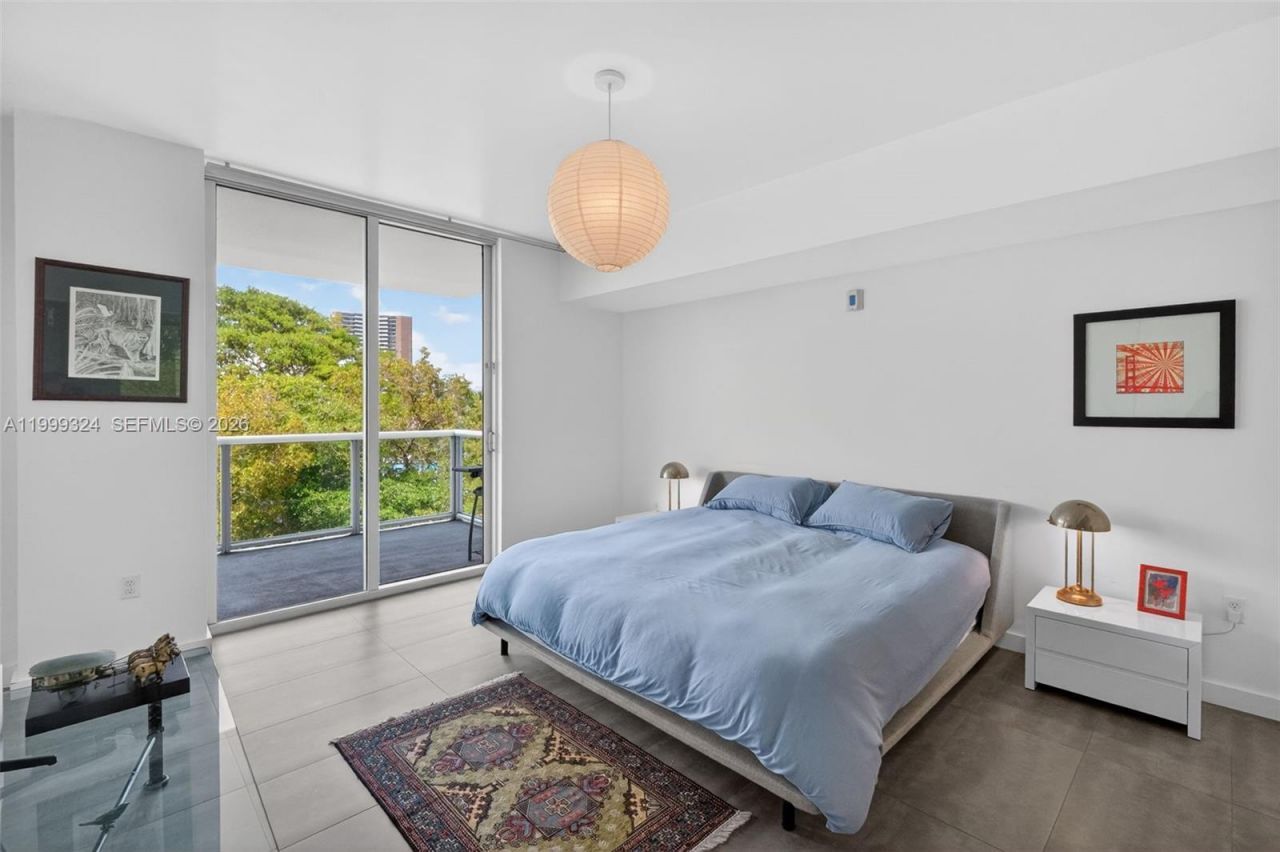 720 NE 62nd St, Unit 404, Miami, FL 33138 Photo