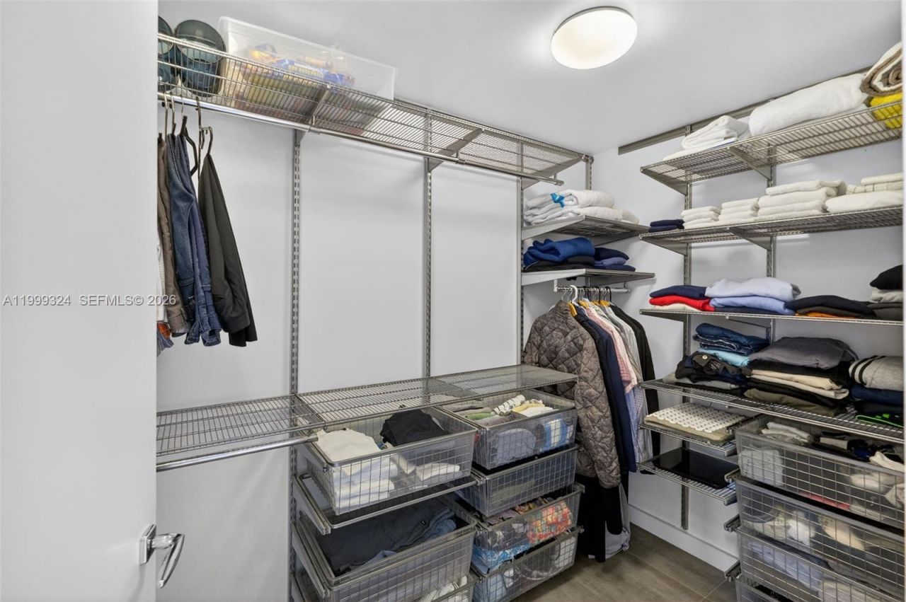 720 NE 62nd St, Unit 404, Miami, FL 33138 Photo