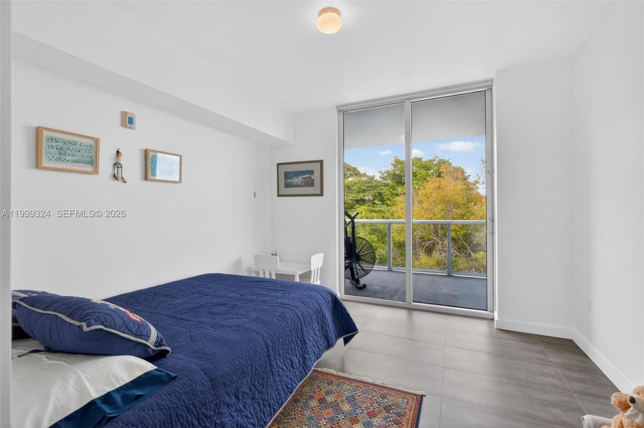 720 NE 62nd St, Unit 404, Miami, FL 33138 Photo