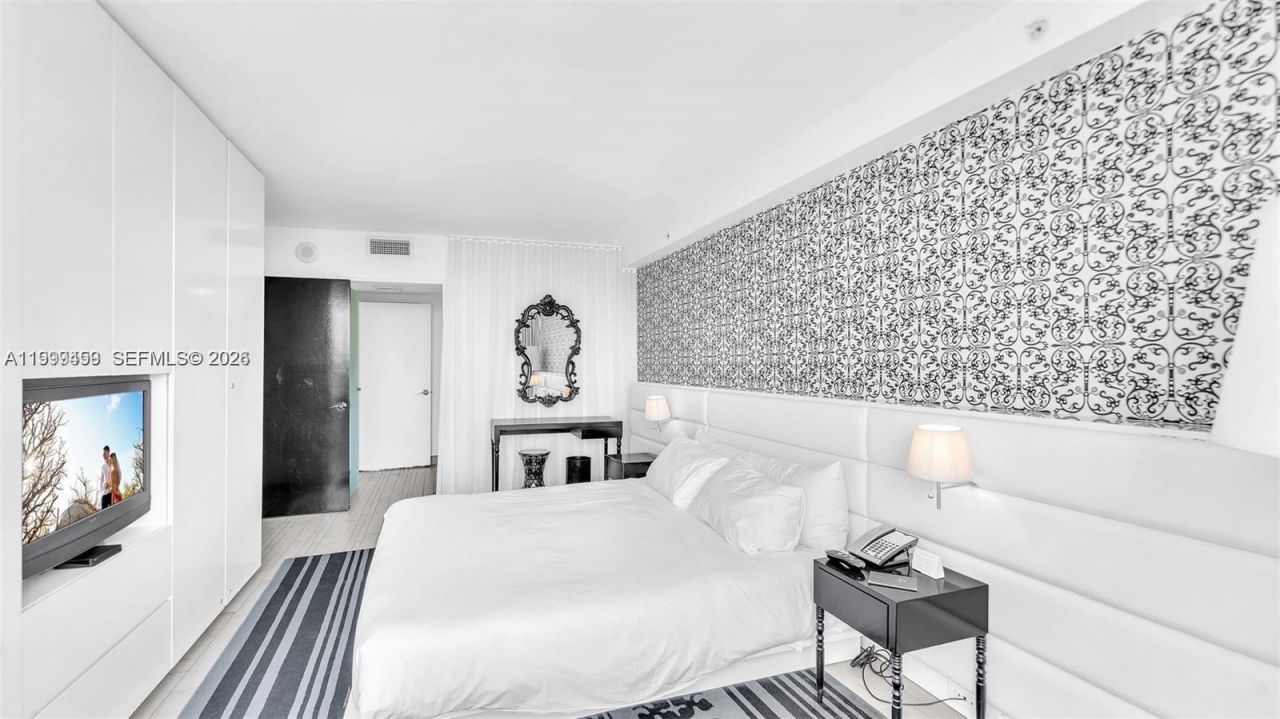 1100 West Ave, Unit 409, Miami Beach, FL 33139 Photo