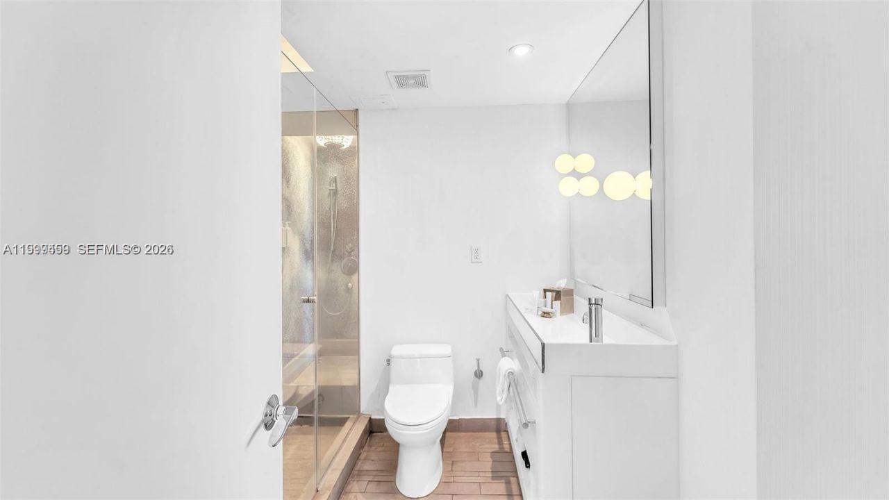 1100 West Ave, Unit 409, Miami Beach, FL 33139 Photo