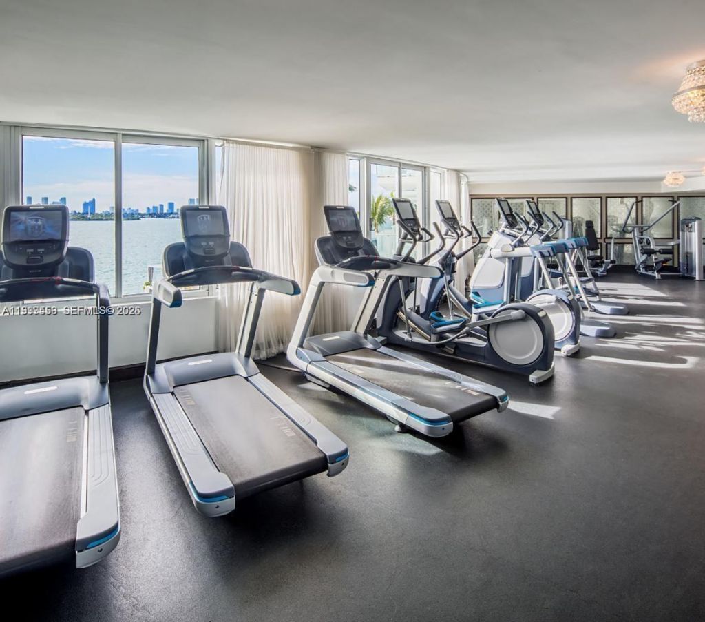 1100 West Ave, Unit 409, Miami Beach, FL 33139 Photo