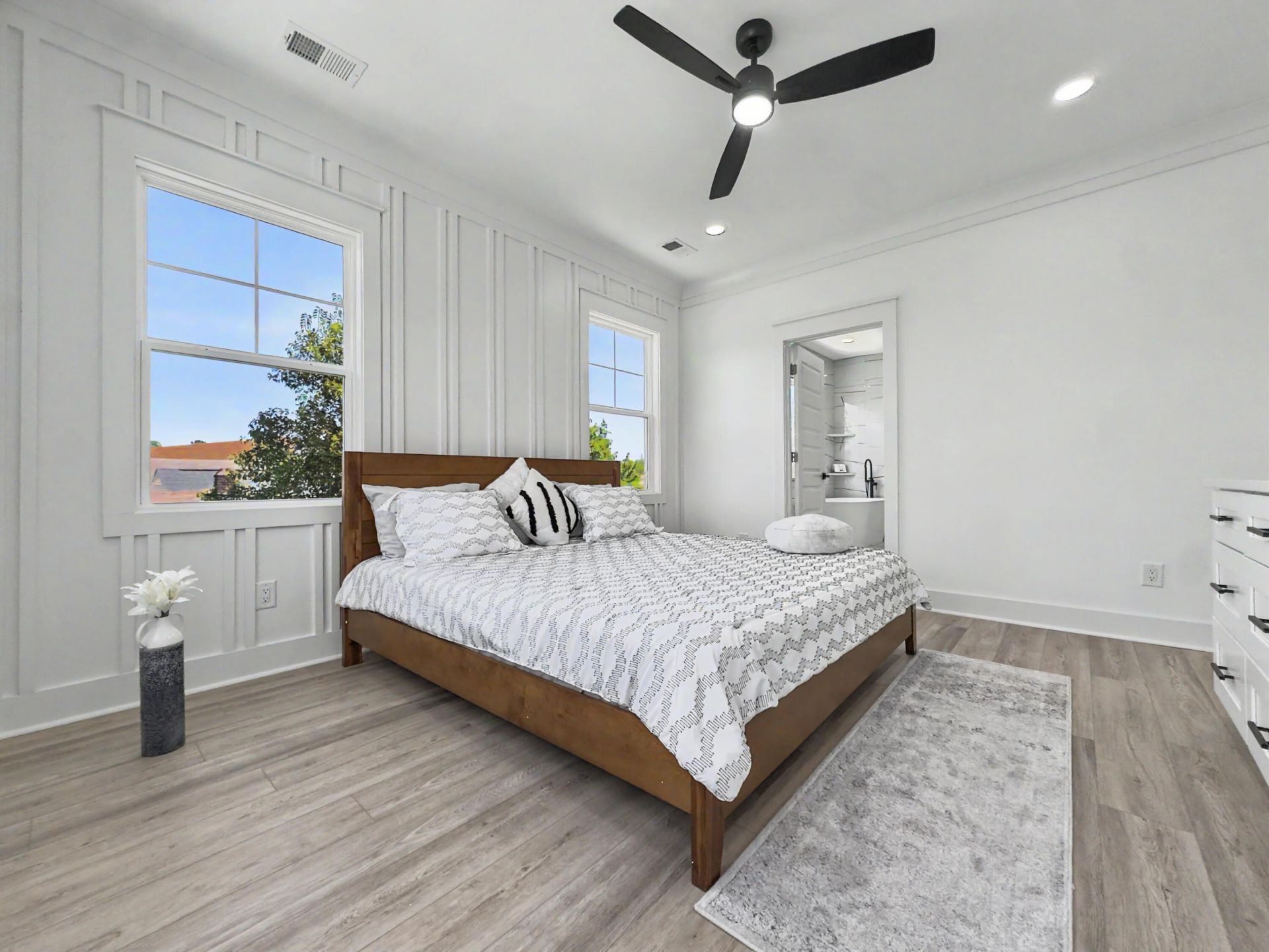 1985 Delaware Avenue Photo 16