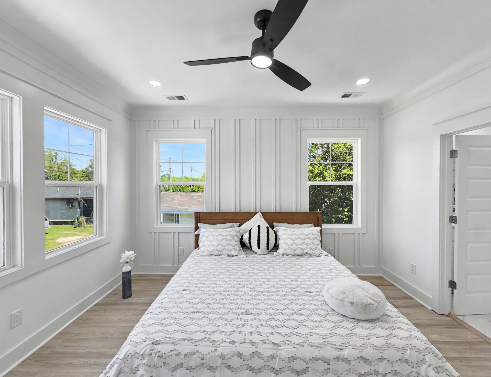 1985 Delaware Avenue Photo 18