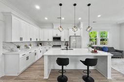 1985 Delaware Avenue photo 4