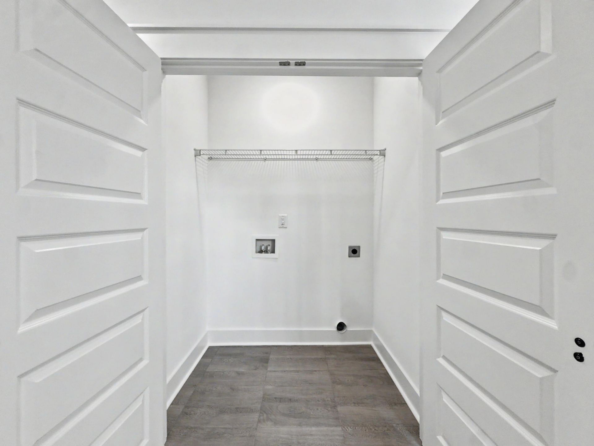 1985 Delaware Avenue Photo 30