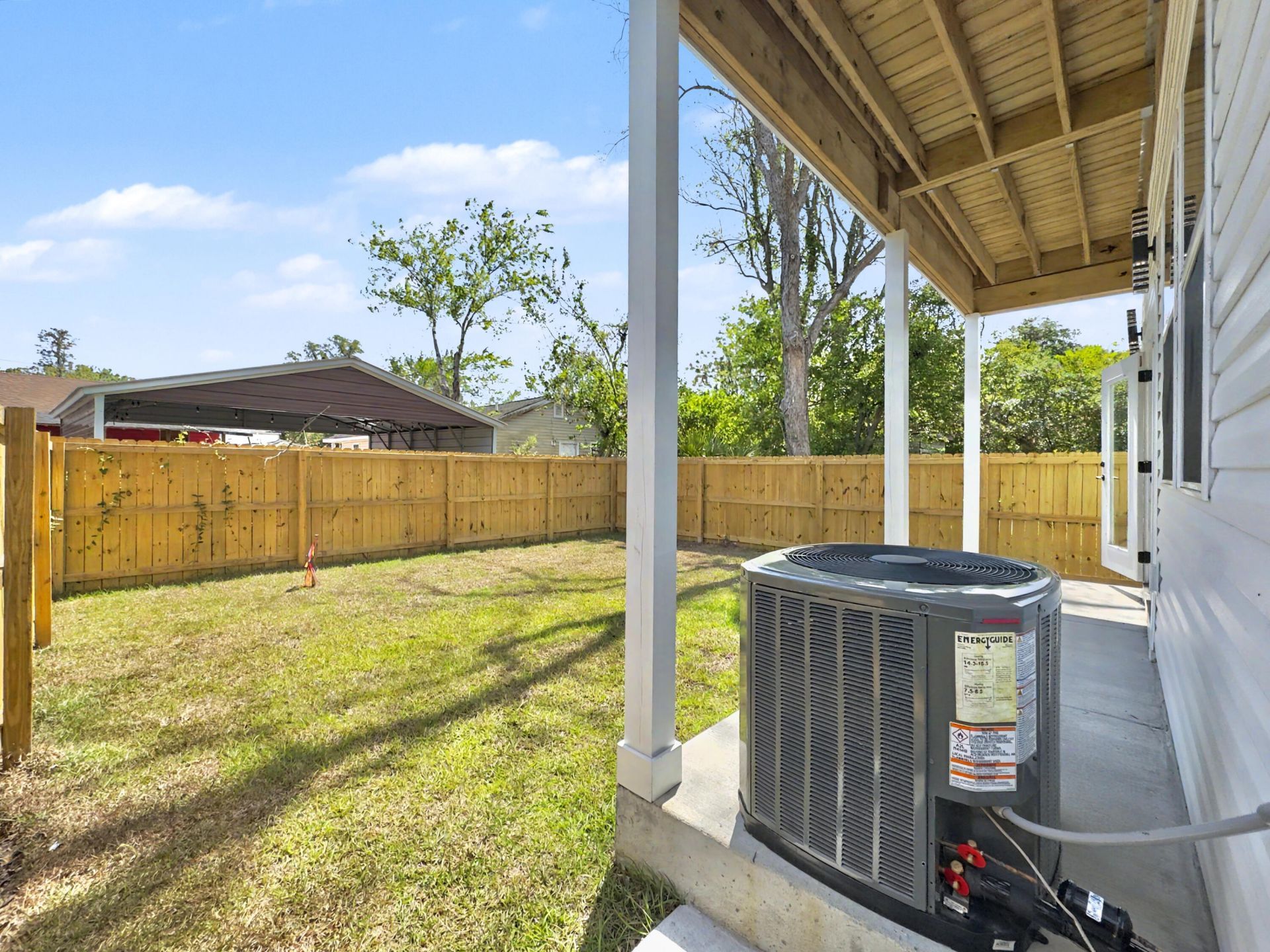 1985 Delaware Avenue Photo 32