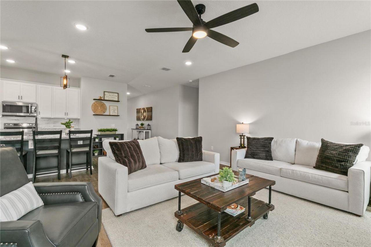 33289 Always Dreaming , Sorrento, FL 32776 Photo