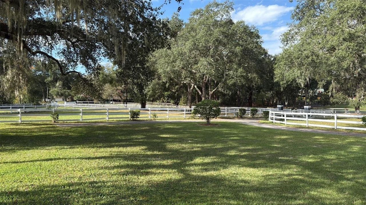 33015 Sahara Court, Sorrento, FL 32776 Photo