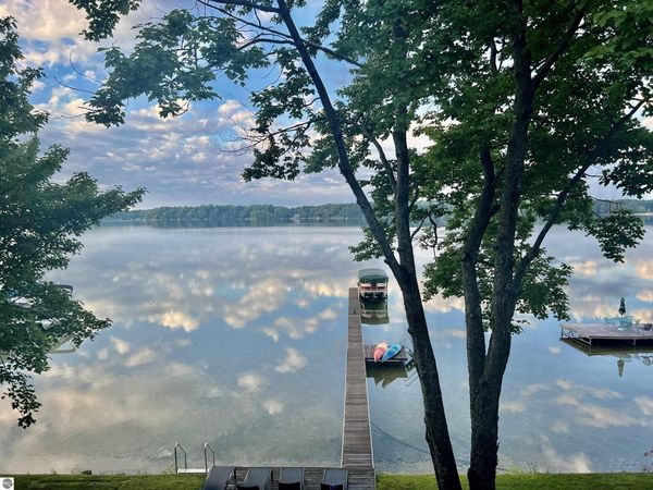 9459 Long Lake Road N, Traverse City, MI 49685