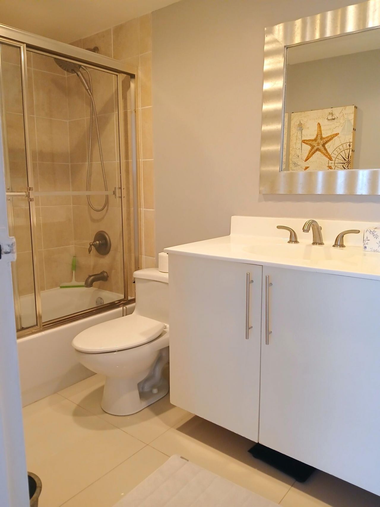 1830 Embassy Drive, Unit 611, West Palm Beach, FL 33401 Photo