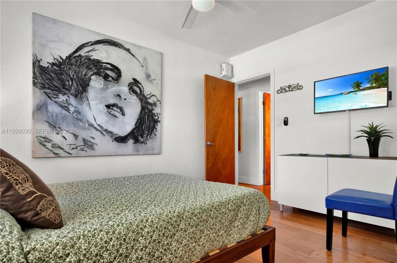 2615 SW 34th Ct, Miami, FL 33133 Photo