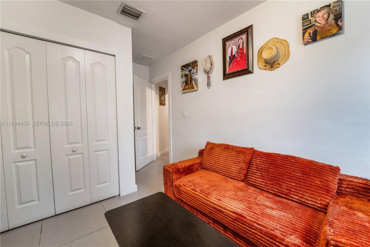 2346 NW 81st Ter, Miami, FL 33147 Photo