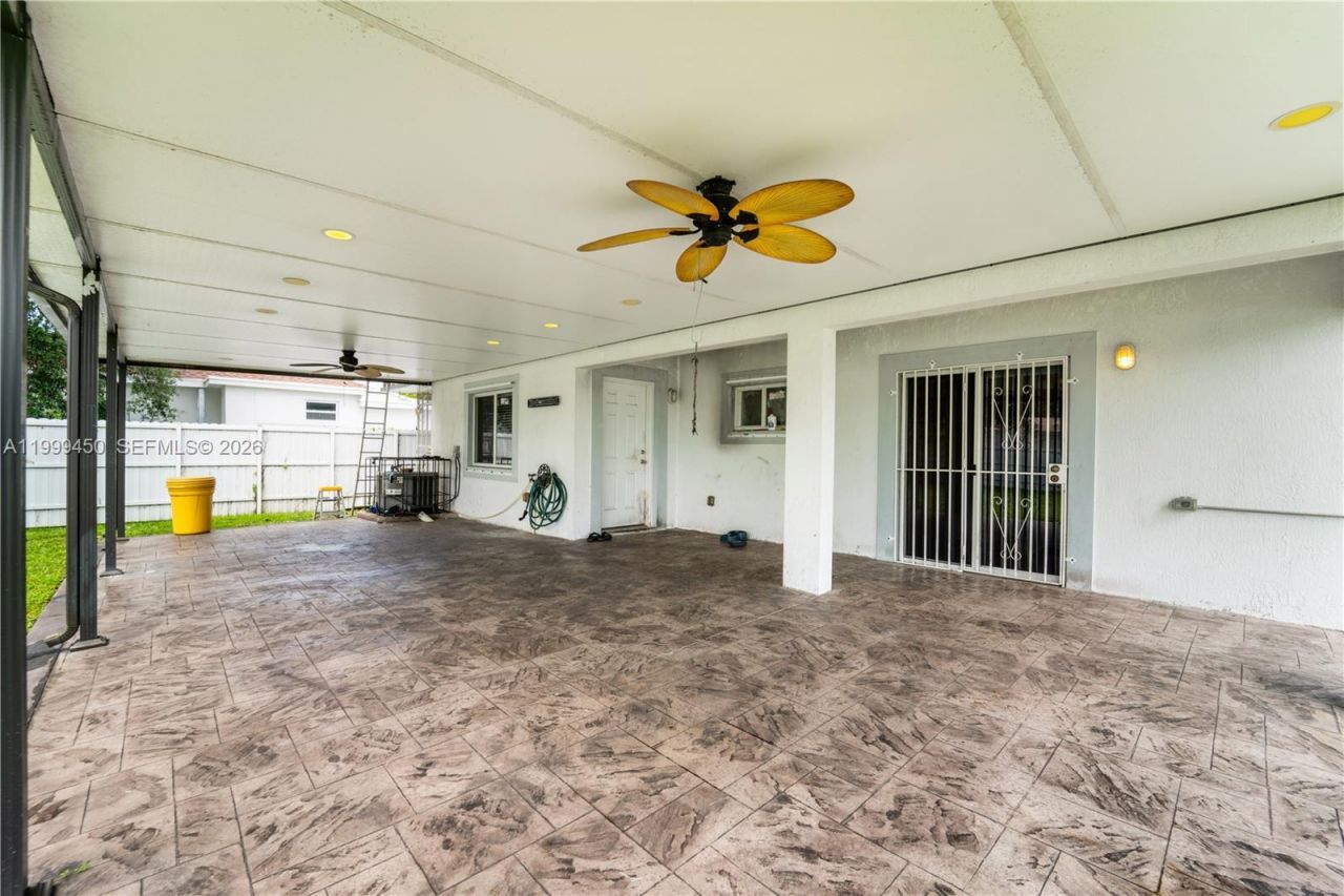 2346 NW 81st Ter, Miami, FL 33147 Photo