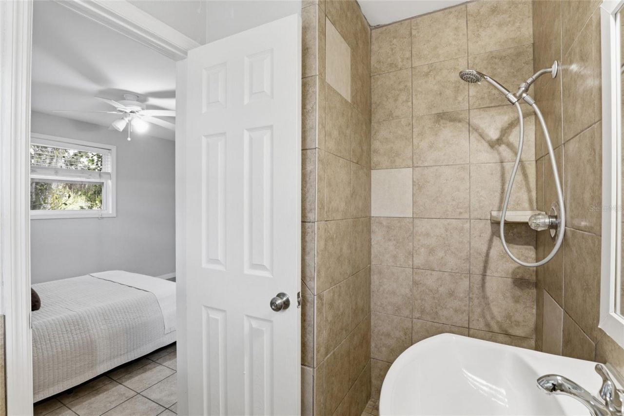 3921 SE 14th Terrace , Gainesville, FL 32641 Photo