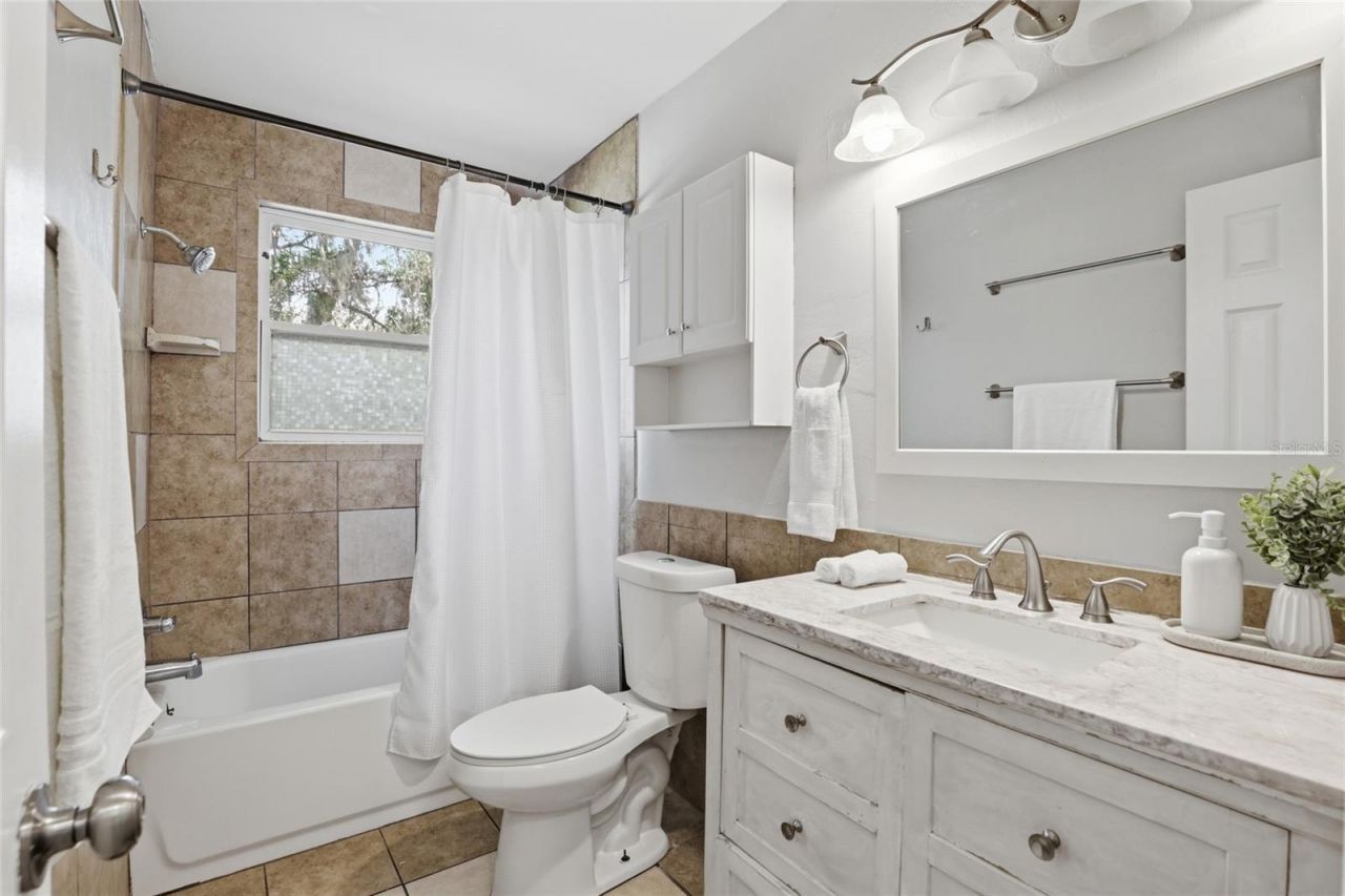 3921 SE 14th Terrace , Gainesville, FL 32641 Photo