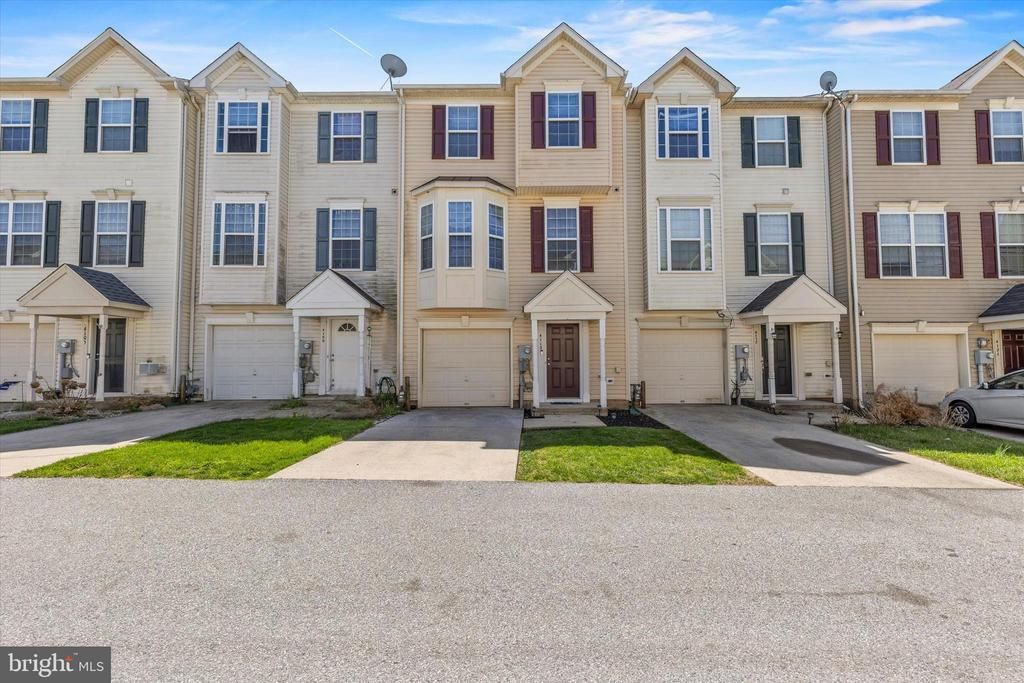 4113 Trabert Court, Dover, PA 17315 Main Photo