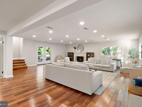 7324 AUBURN STREET, ANNANDALE, VA 22003