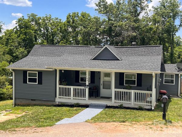 146 Underwood Road, Canton, NC 28716