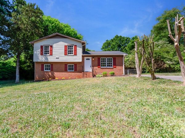 816 Anne Avenue, Waxhaw, NC 28173