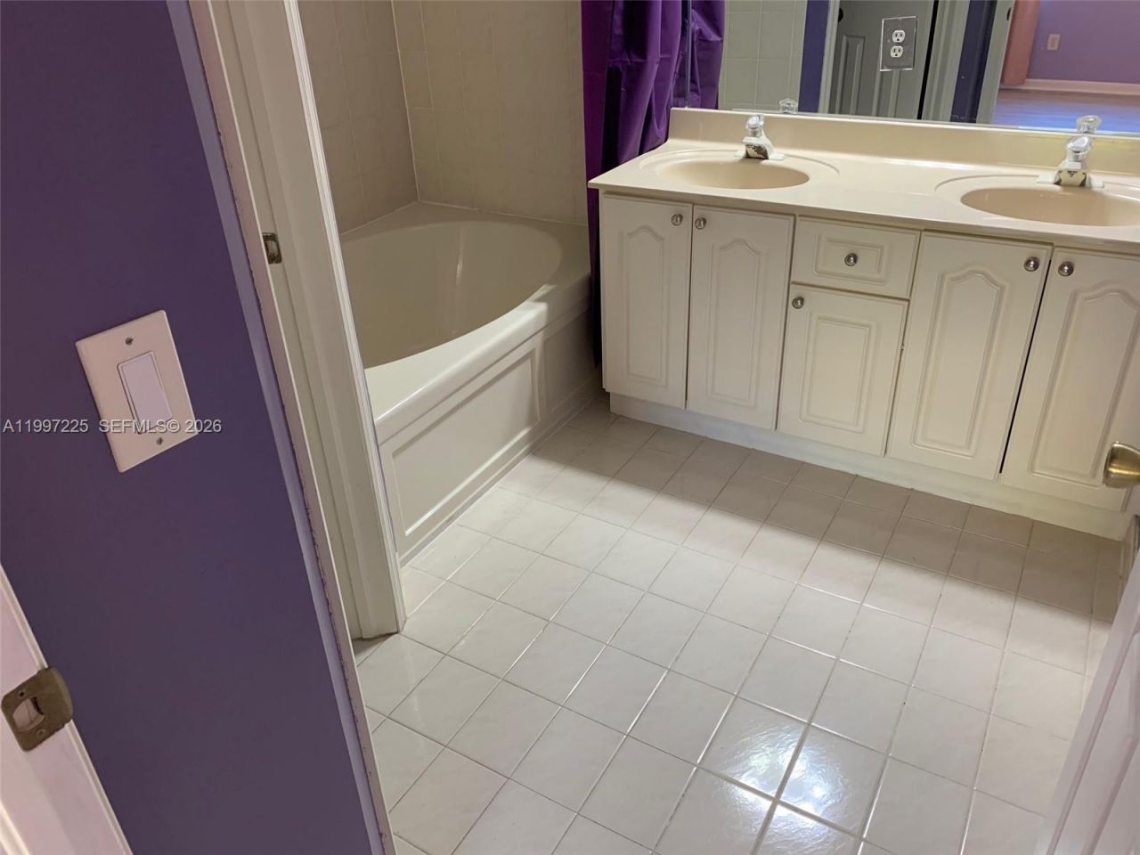 194 Maple Ter, Davie, FL 33325 Photo