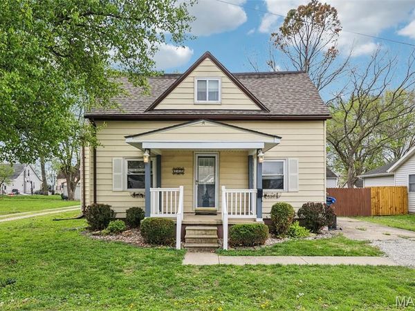 108 E Kentucky Street, Trenton, IL 62293