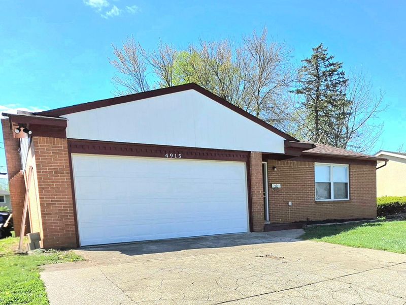 4915 Kresge Drive , Columbus, OH 43232 Photo 2