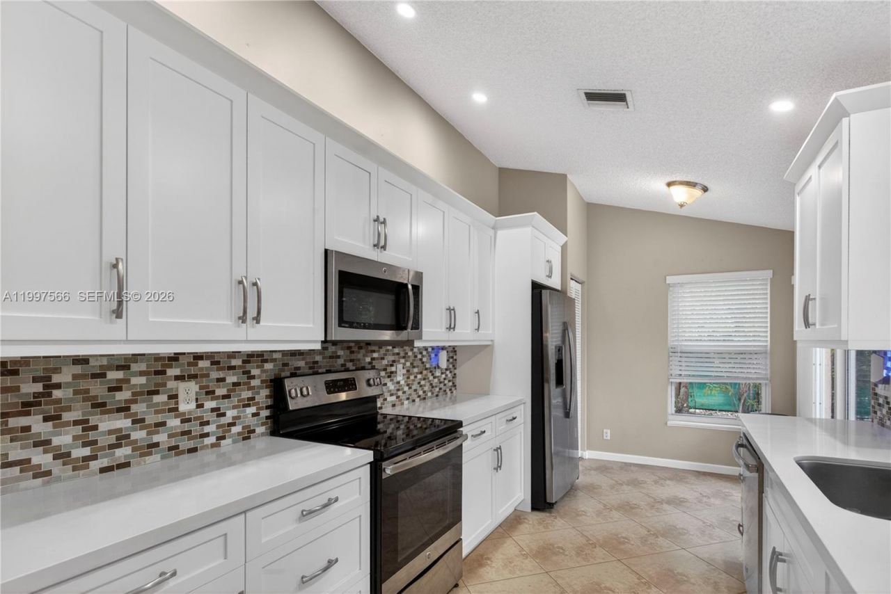 290 NW 116th Ter, Coral Springs, FL 33071 Photo